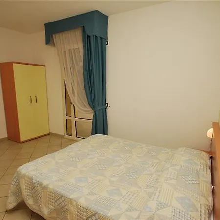 Rosemary Hotel apartamentowy 2*