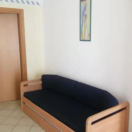 Rosemary Brenzone sul Garda