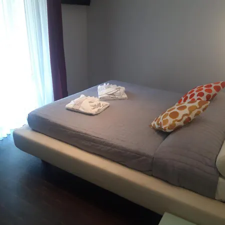 Hotel apartamentowy Rosemary 2*