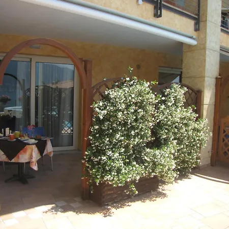 Lejlighedshotel Rosemary 4*