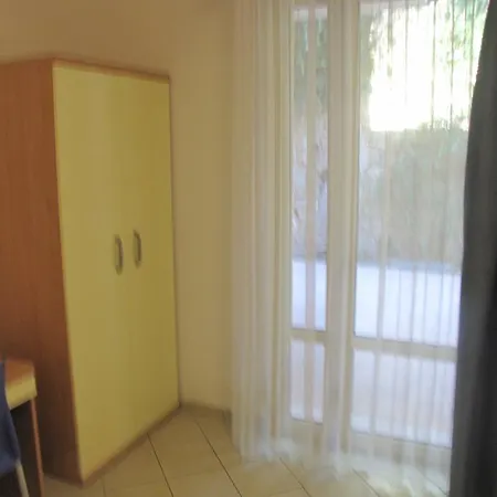 Hotel apartamentowy Rosemary Brenzone sul Garda