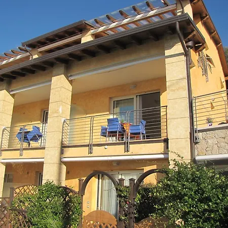 Hotel apartamentowy Rosemary 2*