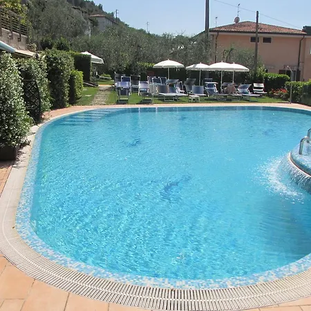 Hotel apartamentowy Rosemary Brenzone sul Garda
