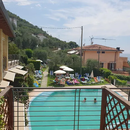 Rosemary Hotel apartamentowy 2*