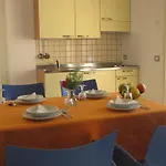 Rosemary 4* برنزوني سول جاردا